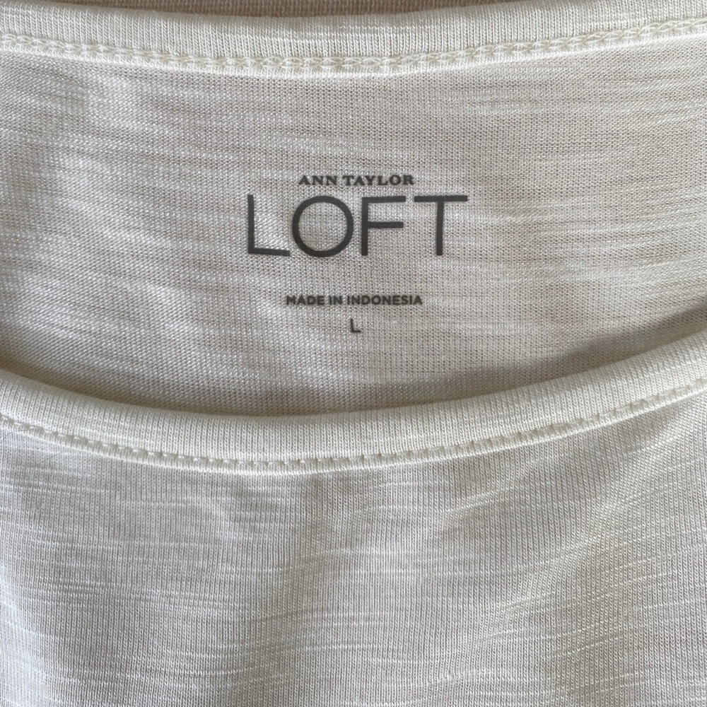 Loft Sheer Tank Top - Picture 3 of 4